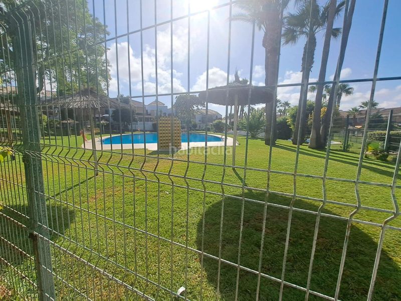 Foto ba13feec-0e53-4109-ba24-406b5c9b9ddc. Casa adossada amb calefacció aparcament piscina a Chiclana de la Frontera