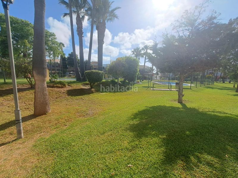 Foto df89060b-4f53-4ffb-869d-3b477788de76. Casa adossada amb calefacció aparcament piscina a Chiclana de la Frontera