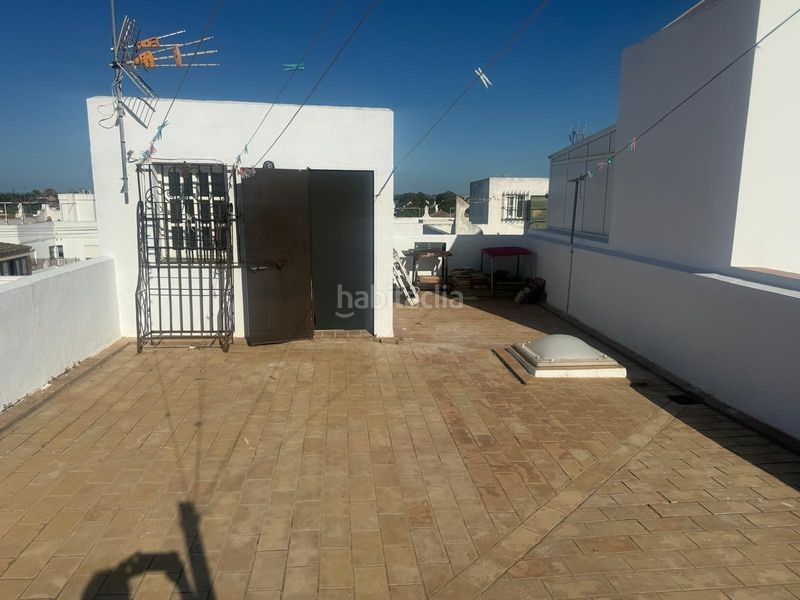 Foto 02f41f4d-6aaf-4ffa-8624-9dd93addef57. Casa adossada amb calefacció a Núcleo urbano Chiclana de la Frontera