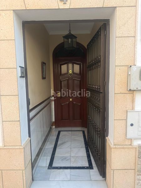 Foto 4b3dbe48-0e2a-4d6b-a207-b504bb1d3557. Casa adossada amb calefacció a Núcleo urbano Chiclana de la Frontera