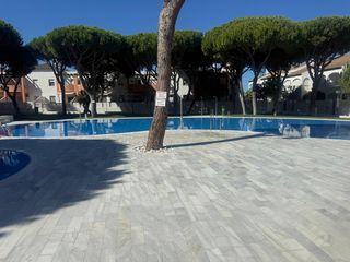 Apartament a La Barrosa. Apartamento de 3 dormitorios a 800 metros de la playa la barrosa