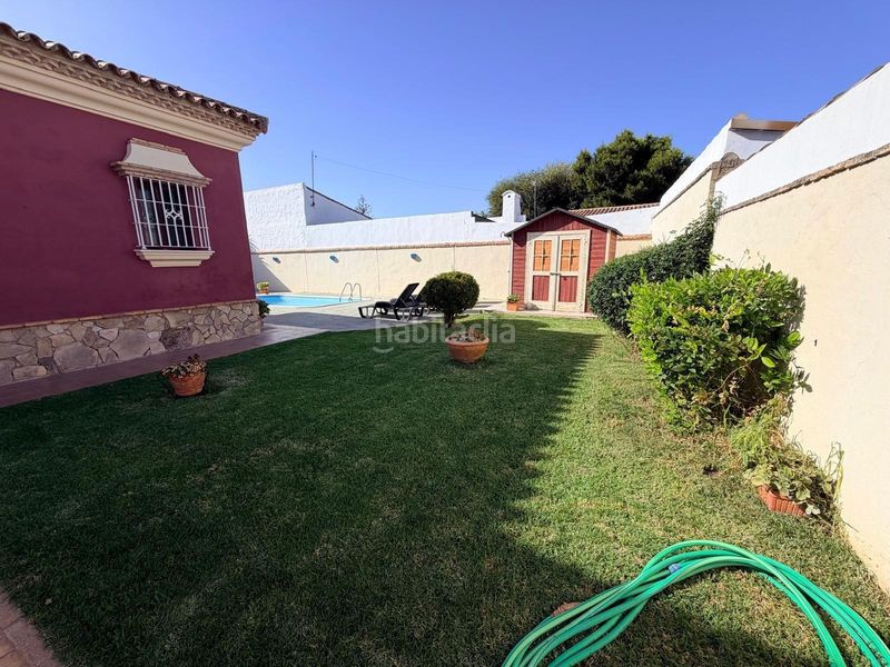 Foto f7978034-ea71-4ecd-ba75-1c5bcd865208. Xalet amb piscina a Las Lagunas - Campano Chiclana de la Frontera