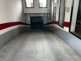 Parking coche en Núcleo urbano