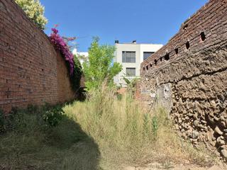 Maison  Major de sant pere. Al carrer major de sant pere de mes de 200 m2 i pati 70 m2