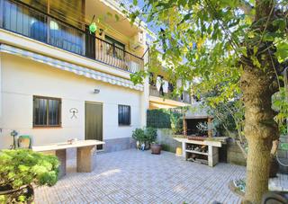 Maison  Passatge de rocafort. Magnifica casa unifamiliar de 230 m2 con 3 hab dobles y gran est