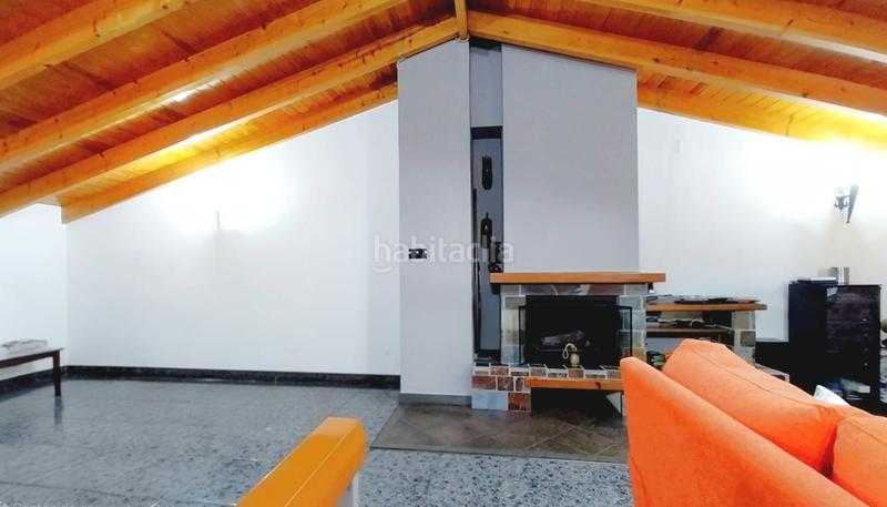 Foto 51c045ca-7282-45a1-b95e-1d6849924728. Casa magnifica casa unifamiliar de 230 m2 con 3 hab dobles y gran estudio 55 m2 en Terrassa