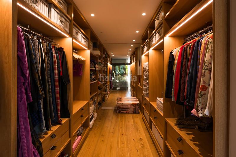 Foto f79b51ce-cee2-4704-ad95-d1940994bdc1. Rent house with parking pool in Ca n'Aurell Terrassa