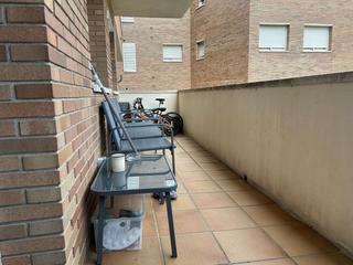 Piso  Carrer del bidasoa. Pis ampli amb terrassa i prquing a la grpia