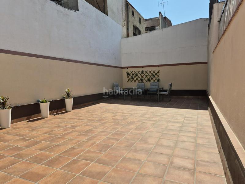 Foto 87530472-099d-435c-bafd-b77029dfde5d. Planta baja  seminueva de 3 hab con patio de 60 m2 sur en rambla francesc macia en Terrassa