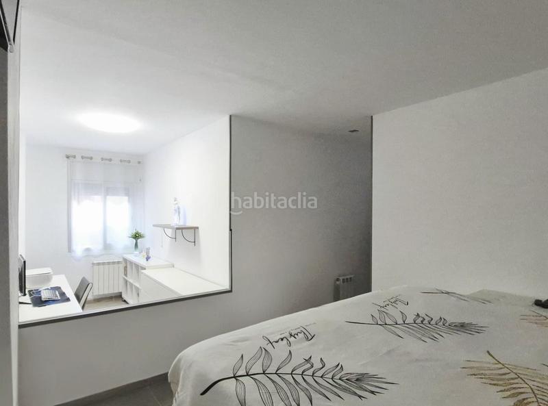 Foto a63ec2ef-9631-40a6-a7c5-aa733f135758. Planta baja  seminueva de 3 hab con patio de 60 m2 sur en rambla francesc macia en Terrassa