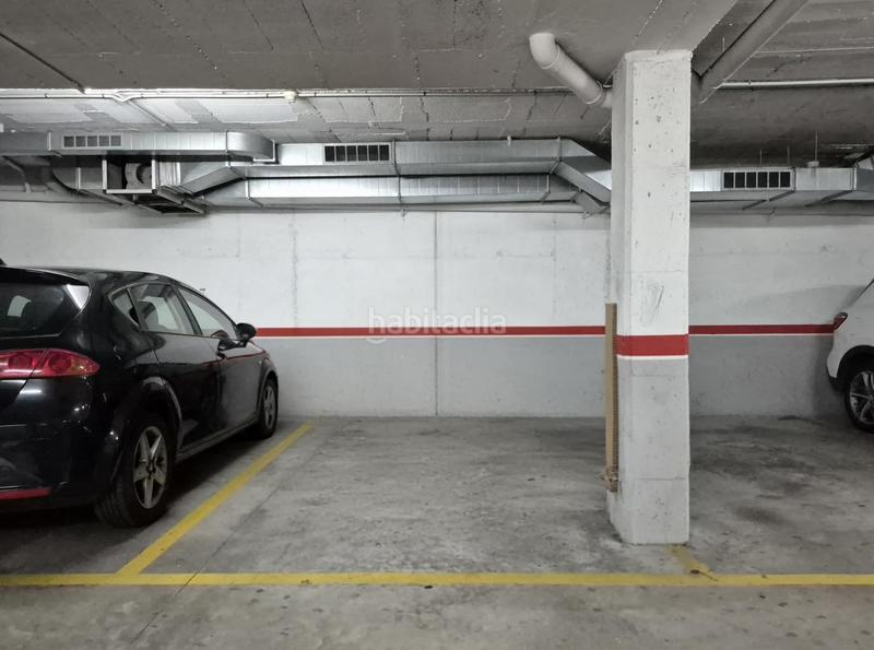 Foto ad58237d-9143-4f76-b883-8b65aff9cefe. Planta baja  seminueva de 3 hab con patio de 60 m2 sur en rambla francesc macia en Terrassa