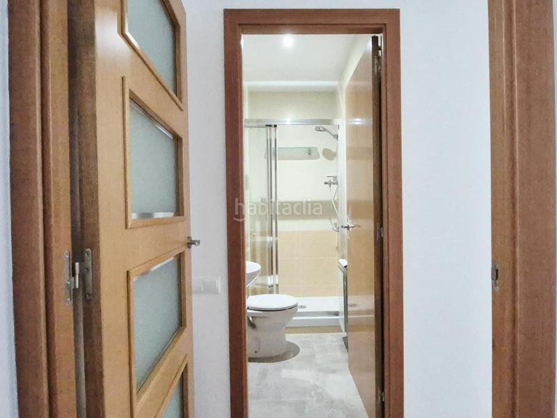 Foto b3cb1c03-baf1-4850-bc2a-410803bd4edb. Planta baja  seminueva de 3 hab con patio de 60 m2 sur en rambla francesc macia en Terrassa