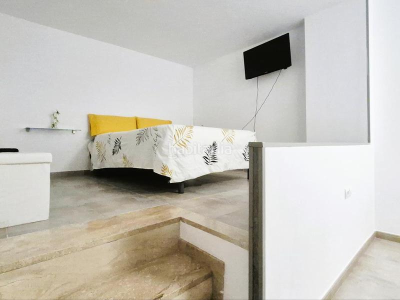Foto d7d510c9-b34d-4931-9d4d-5ec3a486e0e0. Planta baja  seminueva de 3 hab con patio de 60 m2 sur en rambla francesc macia en Terrassa
