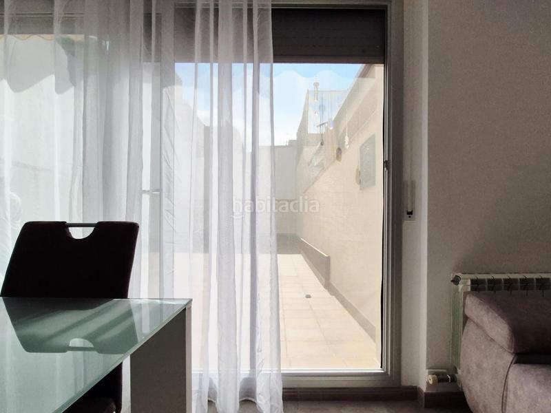 Foto e817d849-3cf6-4abf-ab67-5bb651722166. Planta baja  seminueva de 3 hab con patio de 60 m2 sur en rambla francesc macia en Terrassa