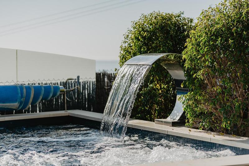 Foto 8087c72f-4ebc-4621-8198-51141af5ae6b. Haus mit heizung parking pool in Pinemar Pineda de Mar