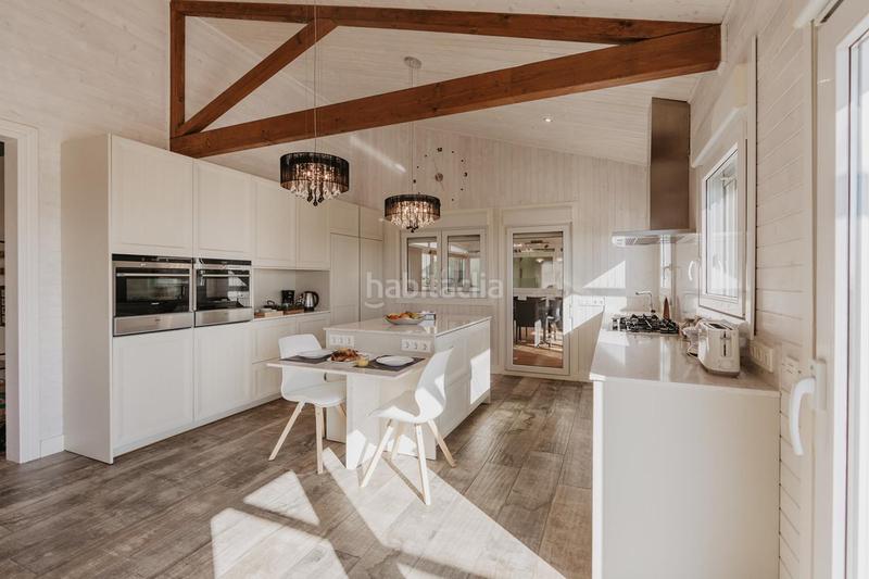 Foto f5b49097-db40-4d5c-af07-eb3c433b1477. Haus mit heizung parking pool in Pinemar Pineda de Mar