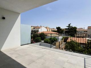 Duplex  Carrer de pere fizes. Duplex invertit obra nova 160 m2  de 4 hab dobles amb 4 terrasse