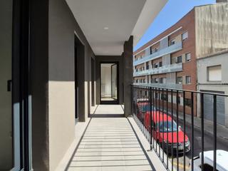 Appartement  Carrer de pere fizes. Pis  110 m2 obra nova de 3 hab  a pere parres