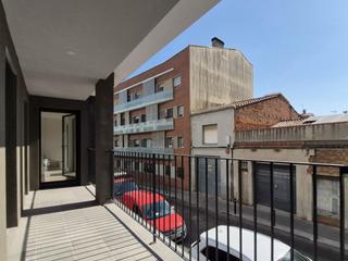 Appartement  Carrer de pere fizes. Pis  110 m2 obra nova de 3 hab  a pere parres