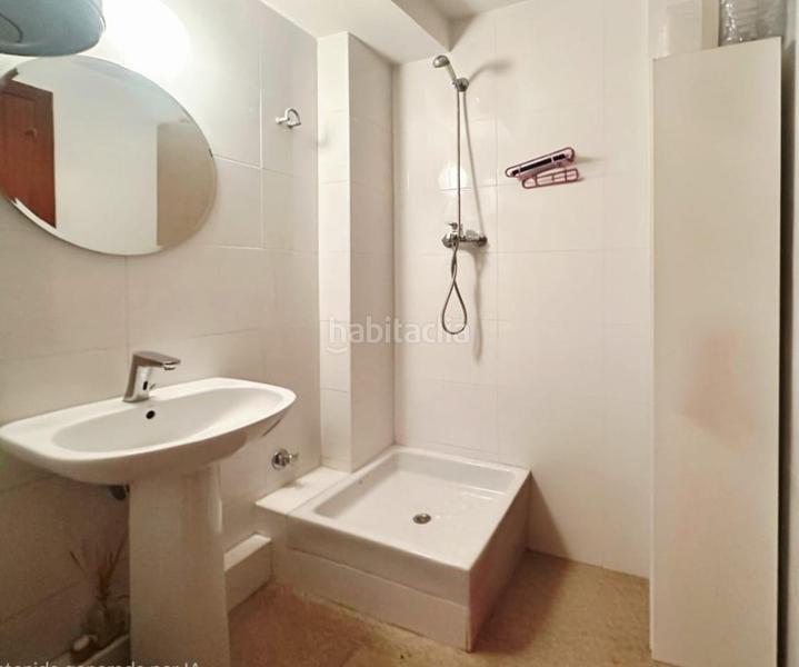 Foto b310f2cb-035c-4ad9-ba4e-cc86f34f19b0. Bureau avec parking dans Cementiri Vell Terrassa