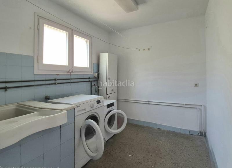 Foto 5a20ab7a-13d2-441c-9b8e-992707824ee8. Casa de 190 m2 amb pati a la plaça del progres en Terrassa