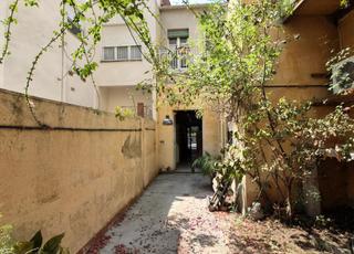 Maison  Plaa del progrs. Magnifica casa 190 m2 amb pati a la plaa del progres