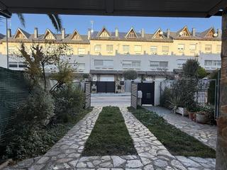 Haus  Carrer federico garcía lorca. Casa adosada de 209 m en viladecavalls