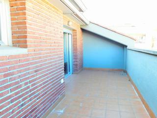 Dúplex  Carrer d antoni torrella. Dúplex con terraza en carrer antoni torrella