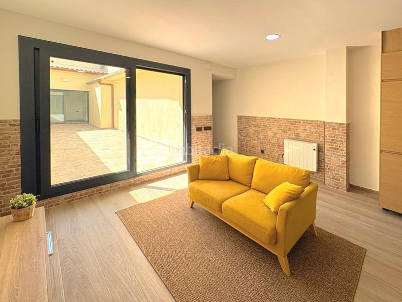 Foto 77c00de8-d8ce-4538-a401-3a822f2256b9. Planta baixa a Ca n'Aurell Terrassa