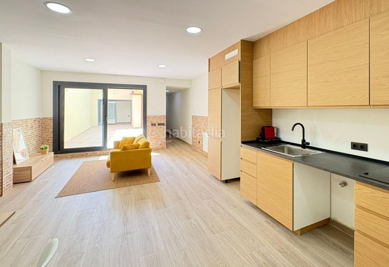 Foto a4d493d7-a2e6-4cfa-a6af-d159eeb99861. Planta baixa a Ca n'Aurell Terrassa