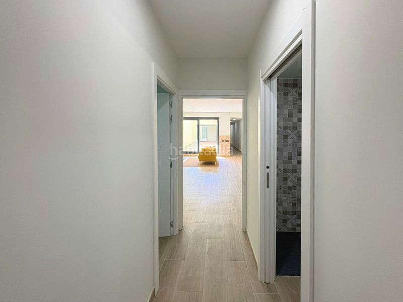 Foto b4d5bc30-e380-46d2-a1c9-1aae2e86fda2. Planta baixa a Ca n'Aurell Terrassa