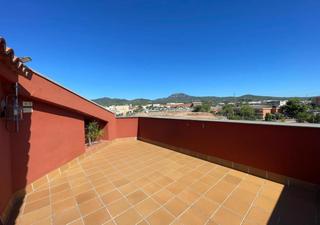 Dúplex  De francesc macià. Espectacular dúplex de 3 habitaciones  estudio en rambla frances