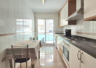Appartement  Carrer d'amadeu de savoia. Pis edificat per la clau de 3 hab i 2 banys amb parquing inclos