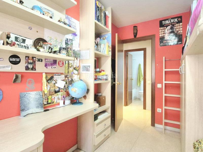 Foto e6ed25af-d2b2-4d40-91bf-c4c4b2ad0247. Pis amb aparcament a Les Arenes - La Grípia - Can Montllor Terrassa