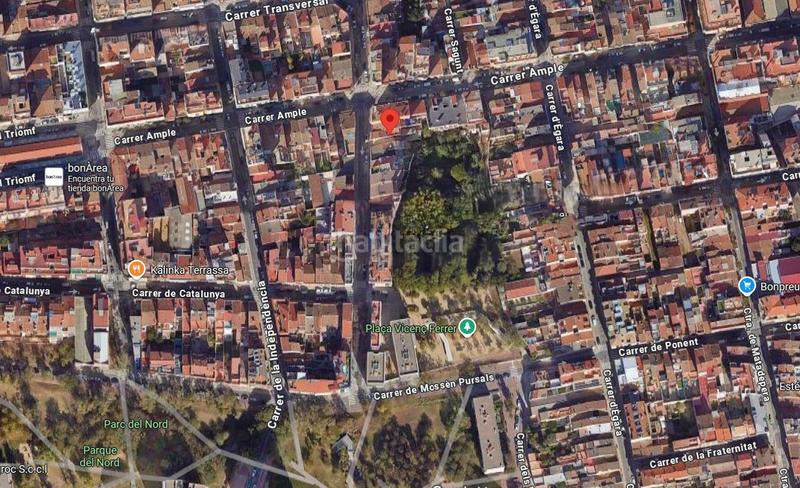 Foto c91dda3c-6380-4eef-a77e-294c7c7561dd. Casa amb aparcament a San Pere Terrassa