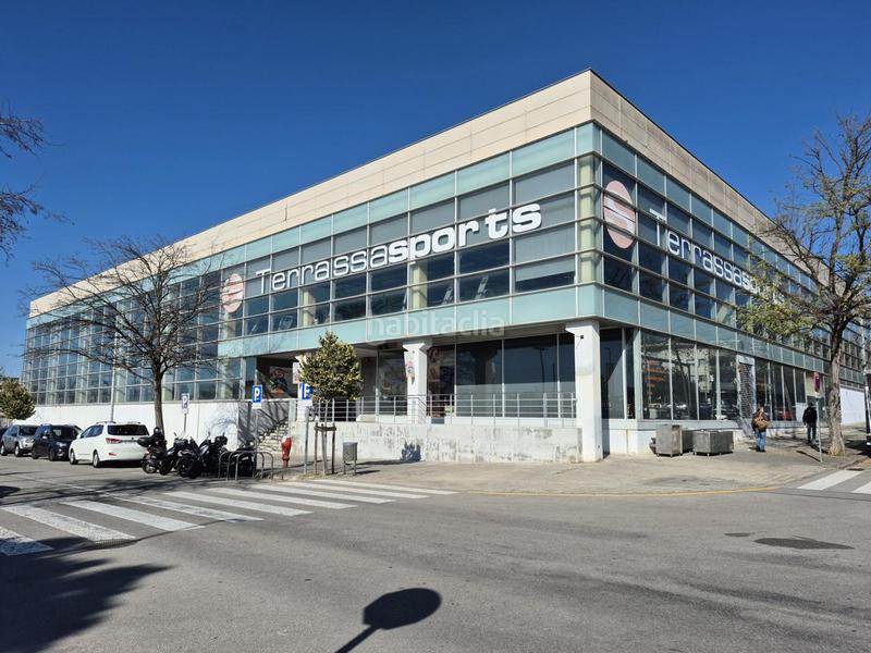 Foto 228c8d4d-c3c1-4d6a-ab07-2cfac83c3d94. Estudi a Zona Esportiva Terrassa