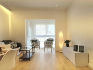 Appartement  De prat de la riba. Pis de 4 hab reformat a estrenar  al carrer prat de la riba toca