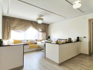 Appartement  Carrer del sindicat. Piso 3 hab totalmente reformado cerca del parque vallparadis