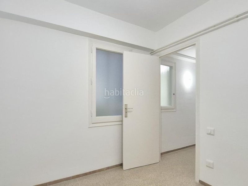 Piso pis 125 m2 de 4 hab orientat a sud i totalment reformat al costat de lajuntament en Terrassa