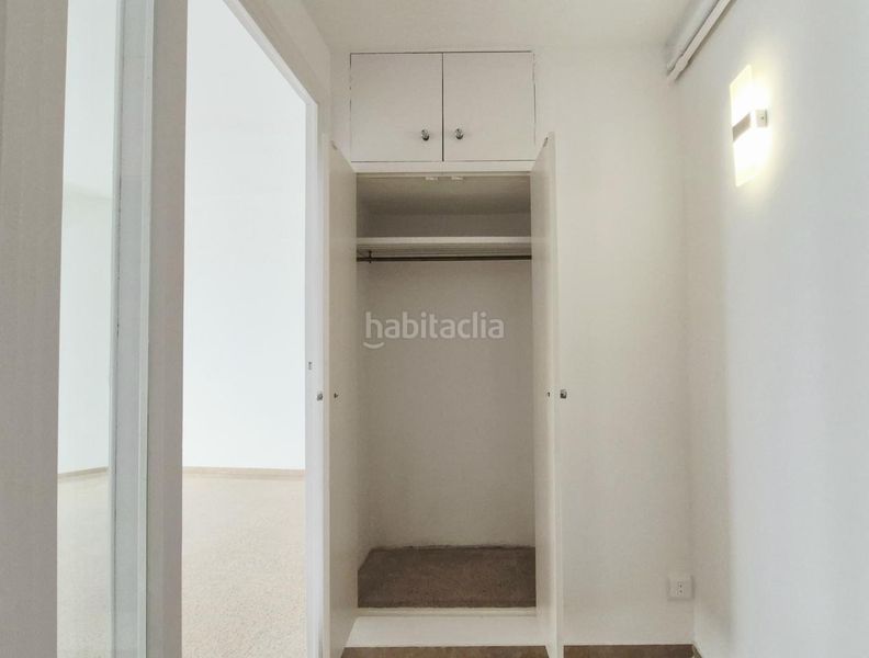 Piso pis 125 m2 de 4 hab orientat a sud i totalment reformat al costat de lajuntament en Terrassa