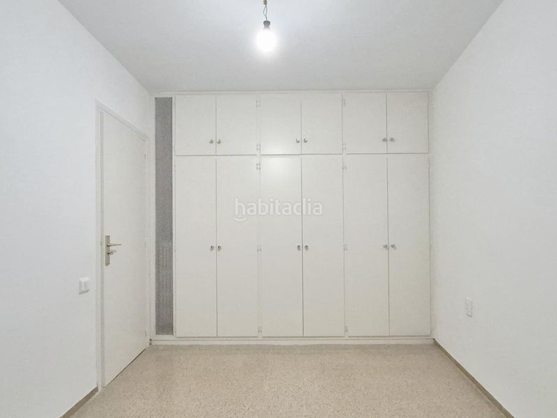 Piso pis 125 m2 de 4 hab orientat a sud i totalment reformat al costat de lajuntament en Terrassa
