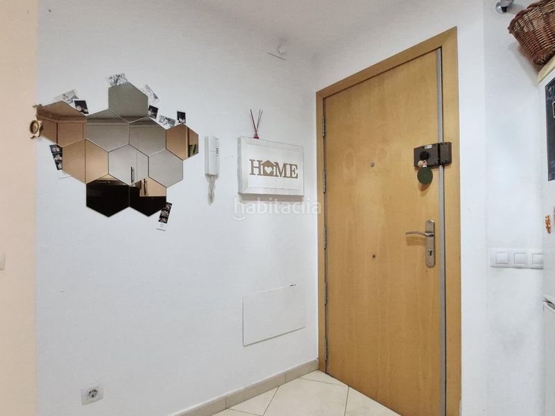 Foto a94aa7e1-62d1-4823-b4bc-f4d73bf1af42. Planta baixa amb calefacció aparcament a Cementiri Vell Terrassa