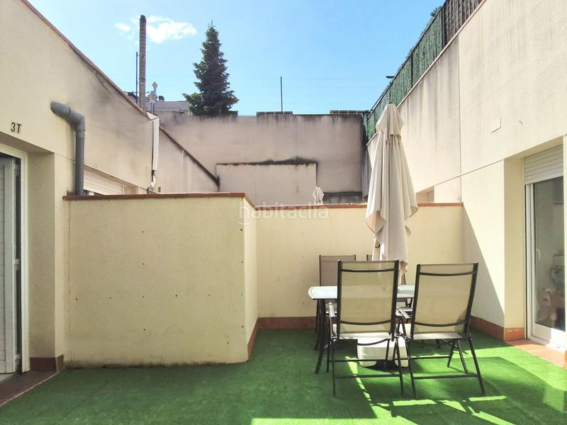 Foto e88561de-dec5-423e-90aa-98b06fe44ab2. Planta baixa amb calefacció aparcament a Cementiri Vell Terrassa