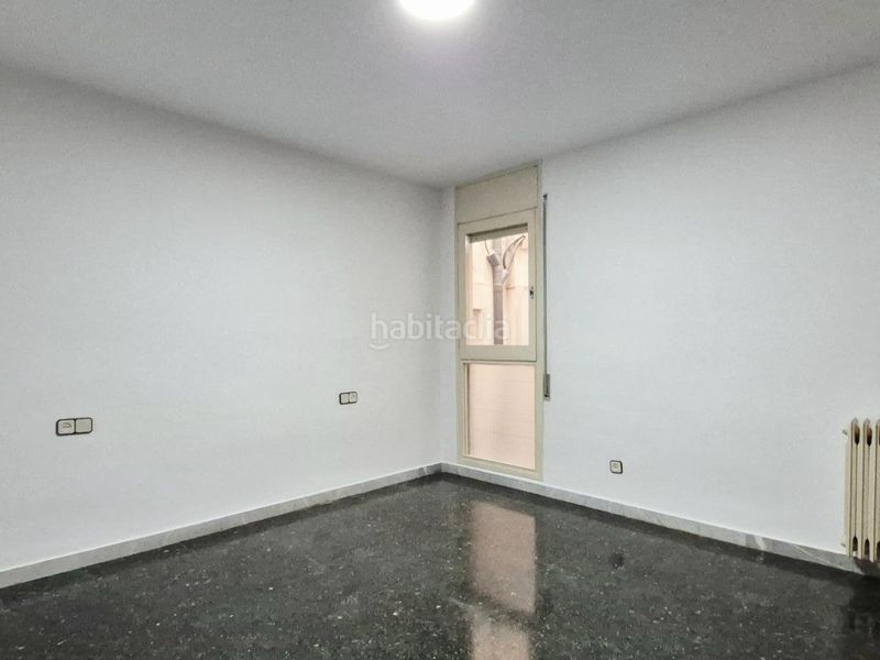 Foto 17d9dcda-7b36-4f44-9873-89122d8a6240. Pis amb calefacció a Ca n'Aurell Terrassa