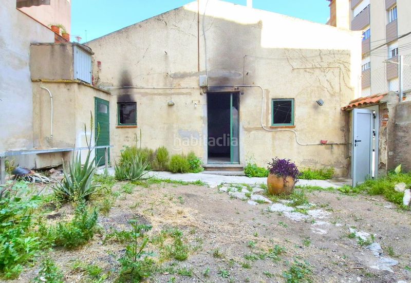 Foto ada12686-7668-49a9-aa89-cd5e4c3b6baf. Casa adossada amb aparcament a La Cogullada Terrassa