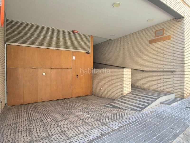 Foto c087115a-4b0d-4d0b-9139-ce1d45450aa4. Dúplex amb calefacció aparcament a Barri del Centre Terrassa