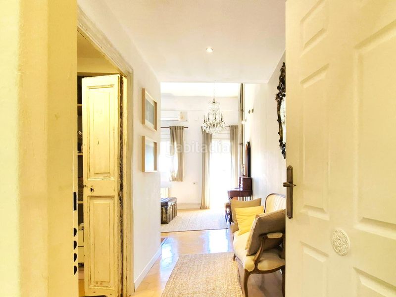 Foto a8c6c2b7-a235-4217-ab3b-abe0be1bee8d. Casa adossada amb calefacció a Barri del Centre Terrassa