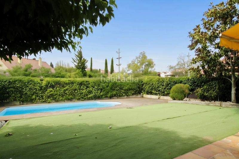 Foto 0afbc663-1737-453e-8f58-c4e94634f391. Casa amb piscina a Matadepera
