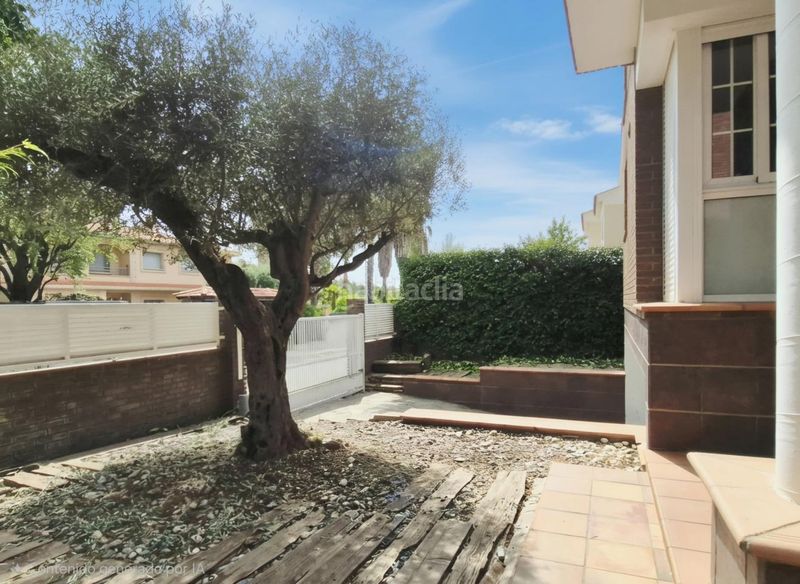 Foto 1603c8f5-f76b-4f82-9ebe-5b04b95e1421. Casa amb piscina a Matadepera