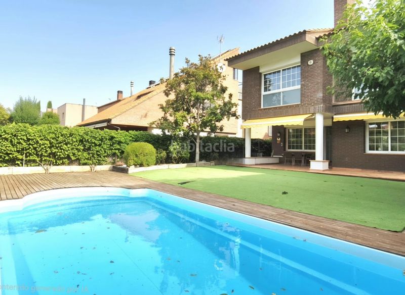 Foto 222e72ef-384e-453e-b263-23dd77776632. Casa amb piscina a Matadepera